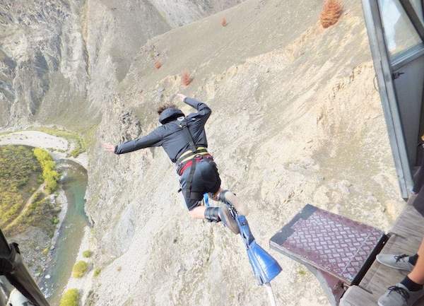 Eric takes the leap in Queenstown.