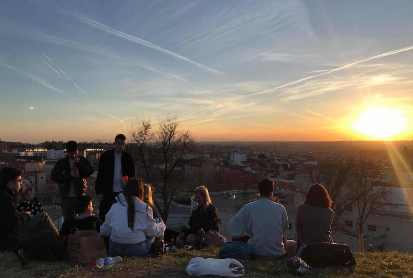 Anna and her friends watching a Madrid sunset