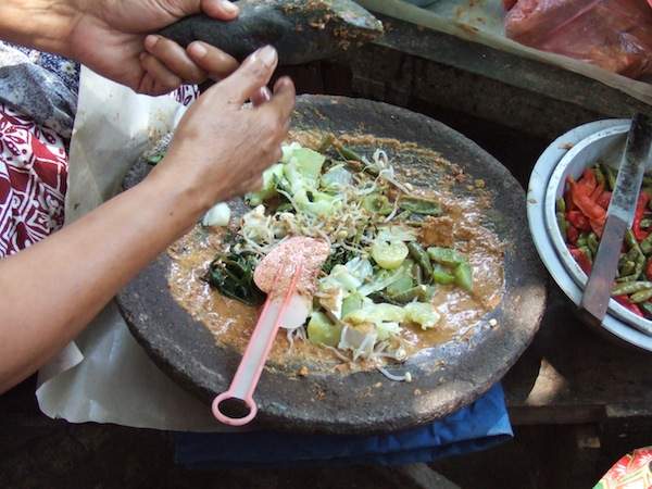 Gado-gado—a vegetarian “hot salad” with peanut sauce—is cooked in homes and restaurants across Bali.